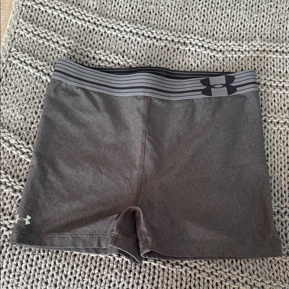 Under Armour Women's Gray Athletic Bike Shorts with Logo Waistband